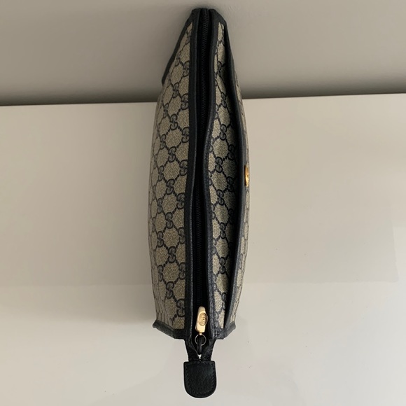 Authentic & Gorgeous Vintage Dark Blue Gucci Travel Clutch/Pouch - Picture 10 of 17